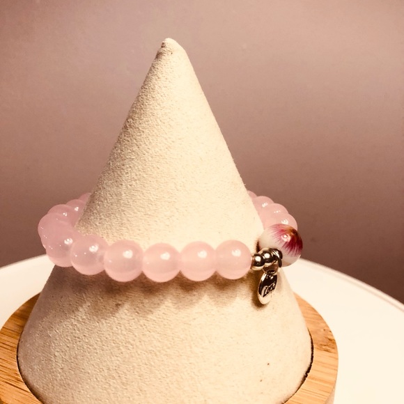 Elastic Pink Bracelet Love Charm Stackable New Adjustable Stretch - Picture 5 of 6